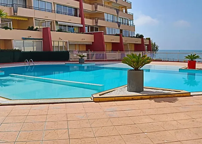 2 Pieces Climatise A Sete Avec Terrasse Vue Mer - Fr-1-472A-194